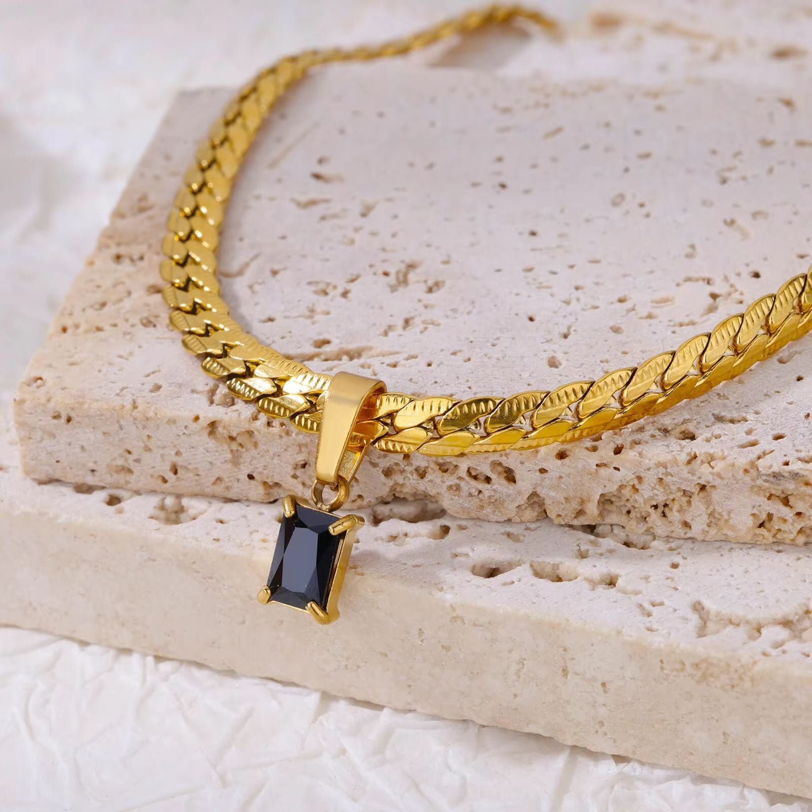 Kelsey Crystal Necklace