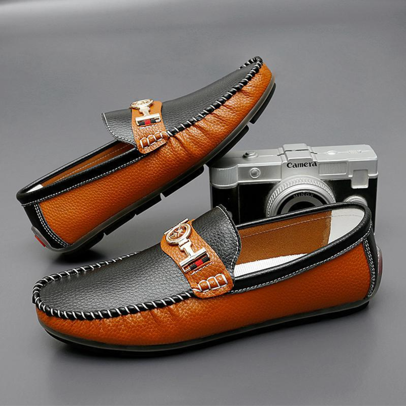Lando Leather Moccasins